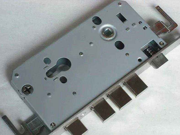 红原24小时上门开锁公司